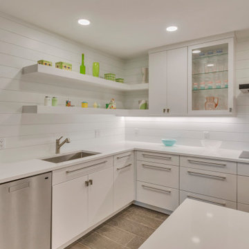 Streamlined Sophistication in a Modern White Kitchen