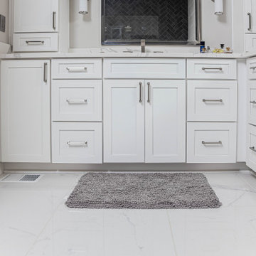 ELEGANCE VENATO MASTER BATH
