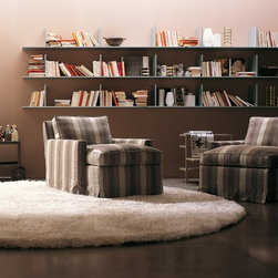 Cousy Club Chair - Products