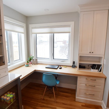 Transitional Kitchen in Ottawa, Ontario