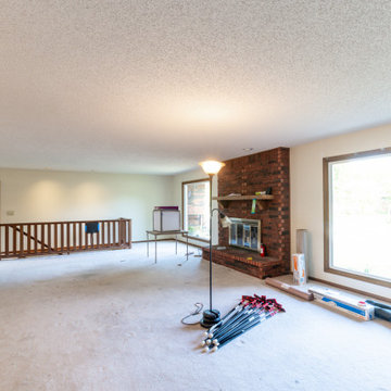 Caddy Court Kitchen & Mainfloor Remodel Before/Afters