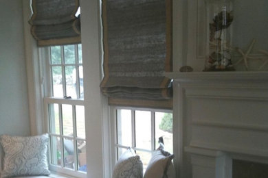 Family room photo in Bridgeport