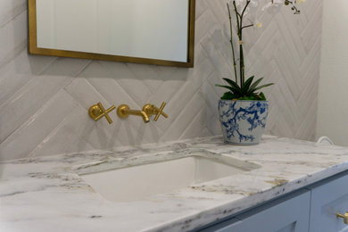 Powder room photo in Dallas