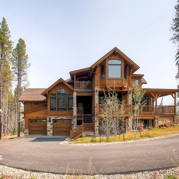 Lomax Estates Home