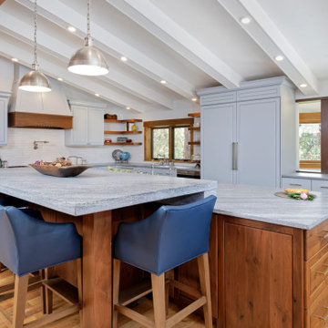 Evergreen Design and Decor