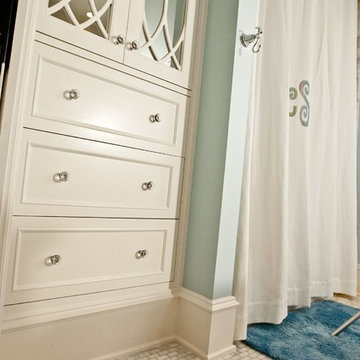 Custom Cabinet Freshen Up