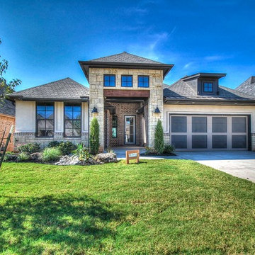 116 Pont Julienn Ct., Edmond, OK 73034
