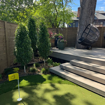 Brooklyn Bayridge with putting green