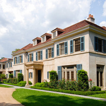 Knollwood Residence