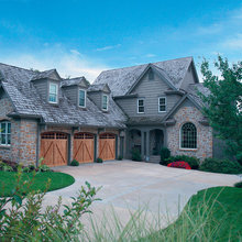 Garage/Driveway