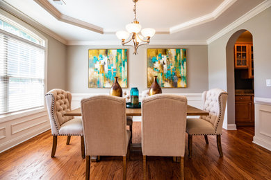 Dining room - modern dining room idea in Atlanta