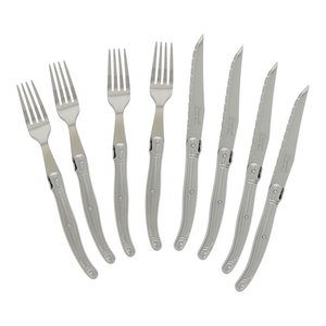 steak knives and forks