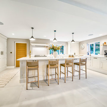 Belgravia Kitchen in Porcelain by Rever Kitchens