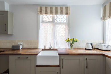 This is an example of a victorian kitchen in Buckinghamshire.