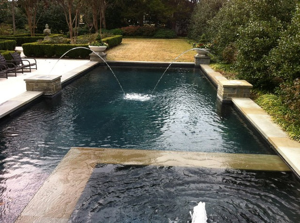 Traditional  by Pool Environments, Inc.
