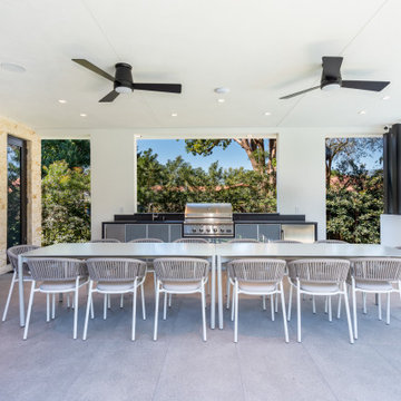 Contemporary Home - 09