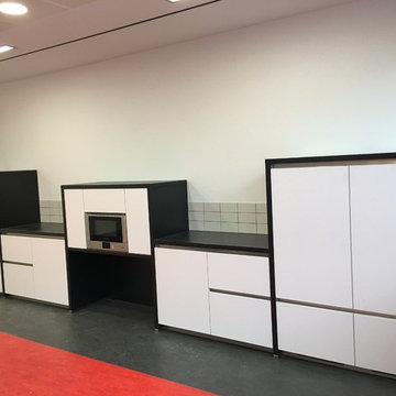 Neue Küche für ein großes Büro