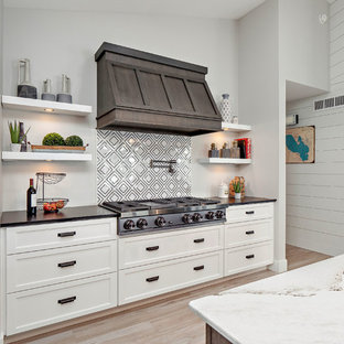 75 Most Popular Coastal Kitchen with Black Appliances ...