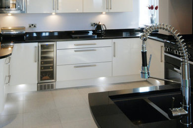 Kitchen in Adelaide with granite benchtops.