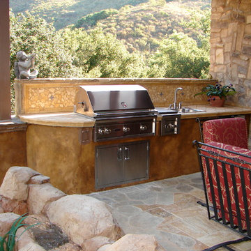 Outdoor Kitchens/BBQ's