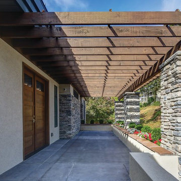 Glaize 2 - Custom Lake Front Home