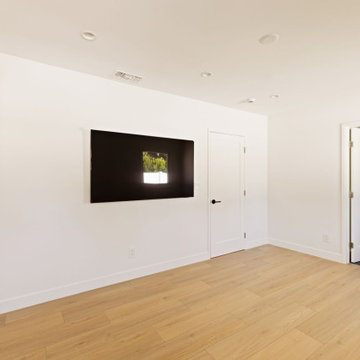 The hidden duplex & A home makeover - SB9 Investment property in Woodland Hills
