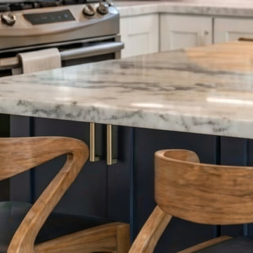Custom Kitchen Cabinets