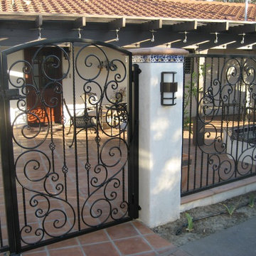 Rear Gate with Ornate Bronze Lever Latch 60-350