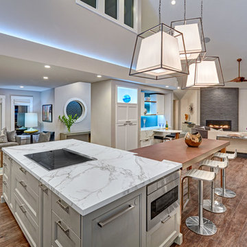 Sacramento Chic Entertainer