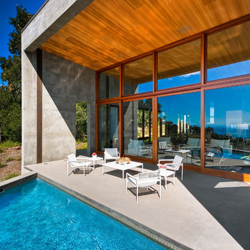 Contemporary Pool
