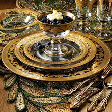Elegant dinnerware