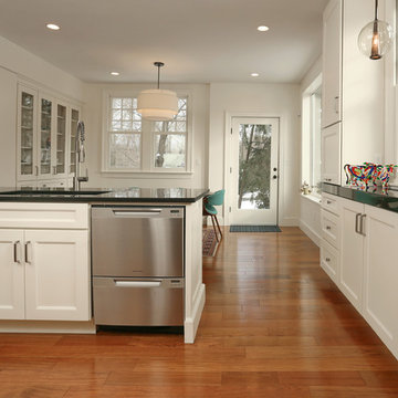 Mod Accents Kitchen