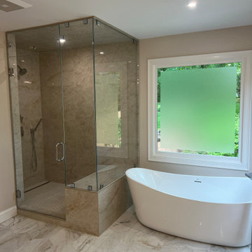 Wellesley Master Bath — Frosted Privacy Windows with Clear Border & Low Iron Ste