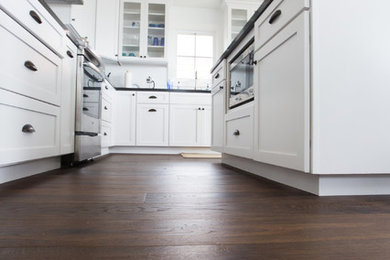 Example of a trendy kitchen design in San Francisco