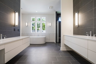 Bathroom - bathroom idea in Jacksonville