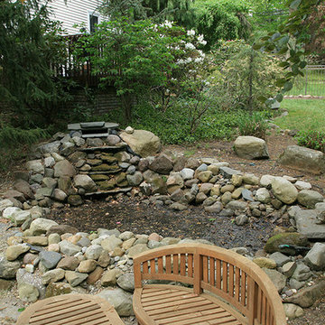 Soothing Streamside Retreat