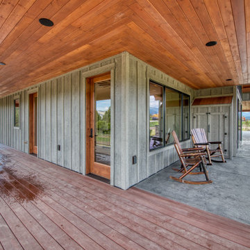 Lone Pine Lodge