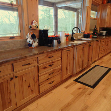 Heirloom - Rustic Allure