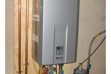 Rinnai Tankless Water Heater 1