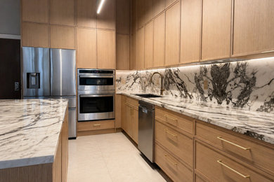 Kitchen photo in San Francisco