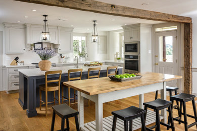 Inspiration for a country kitchen remodel in Other