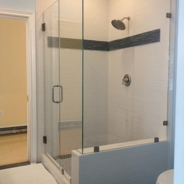 Frameless Corner shower