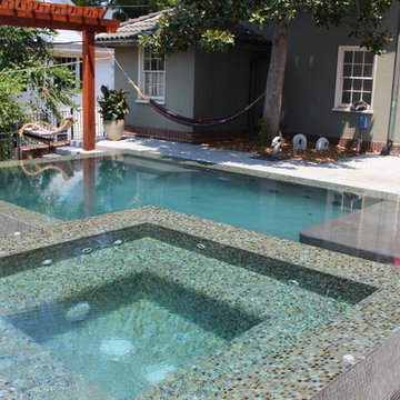 Perimeter Overflow Pool