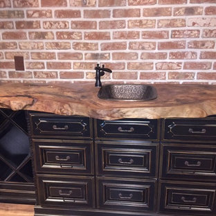 Design ideas for a country kitchen pantry in Houston.