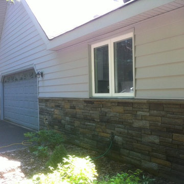 Versetta Stone & Crane SolidCore D7" Insulated Vinyl Siding - Sunset Hills, MO