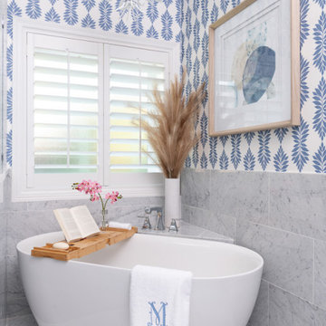 Charming and Cheerful Transitional Abode, Carrollton, TX