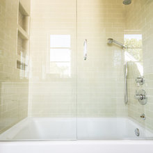 Kids / Guest Bath