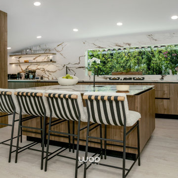 ✨ Design, Functionality, and Style in One Kitchen