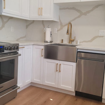 Small Kitchen With Bar Area