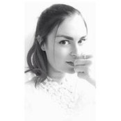 Ella Sim's photo